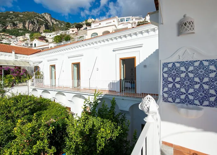 Estate4home - Regina Dar Adults Only