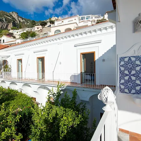 Estate4home - Regina Dar Adults Only