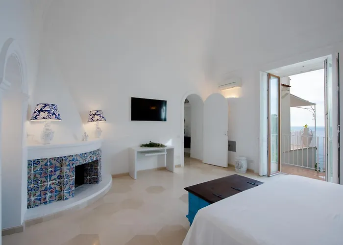 Estate4home - Regina Dar Adults Only