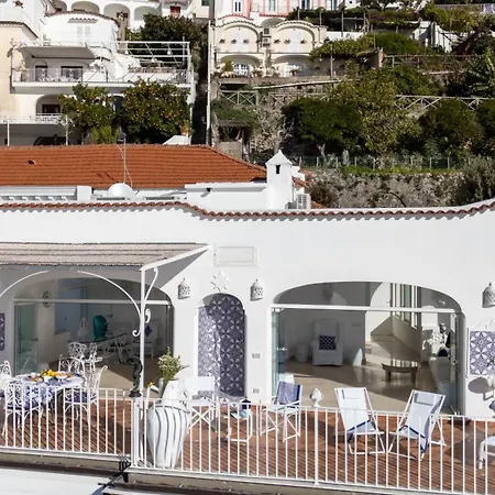 Estate4home - Regina Dar Adults Only *